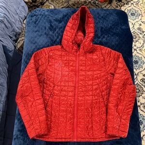 Mens The North Face Thermoball jacket w/hood, size M
